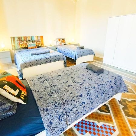 By Plaza Catalunya Rooms Barselona Dış mekan fotoğraf