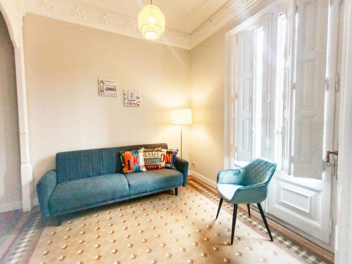 By Plaza Catalunya Rooms Barselona Dış mekan fotoğraf