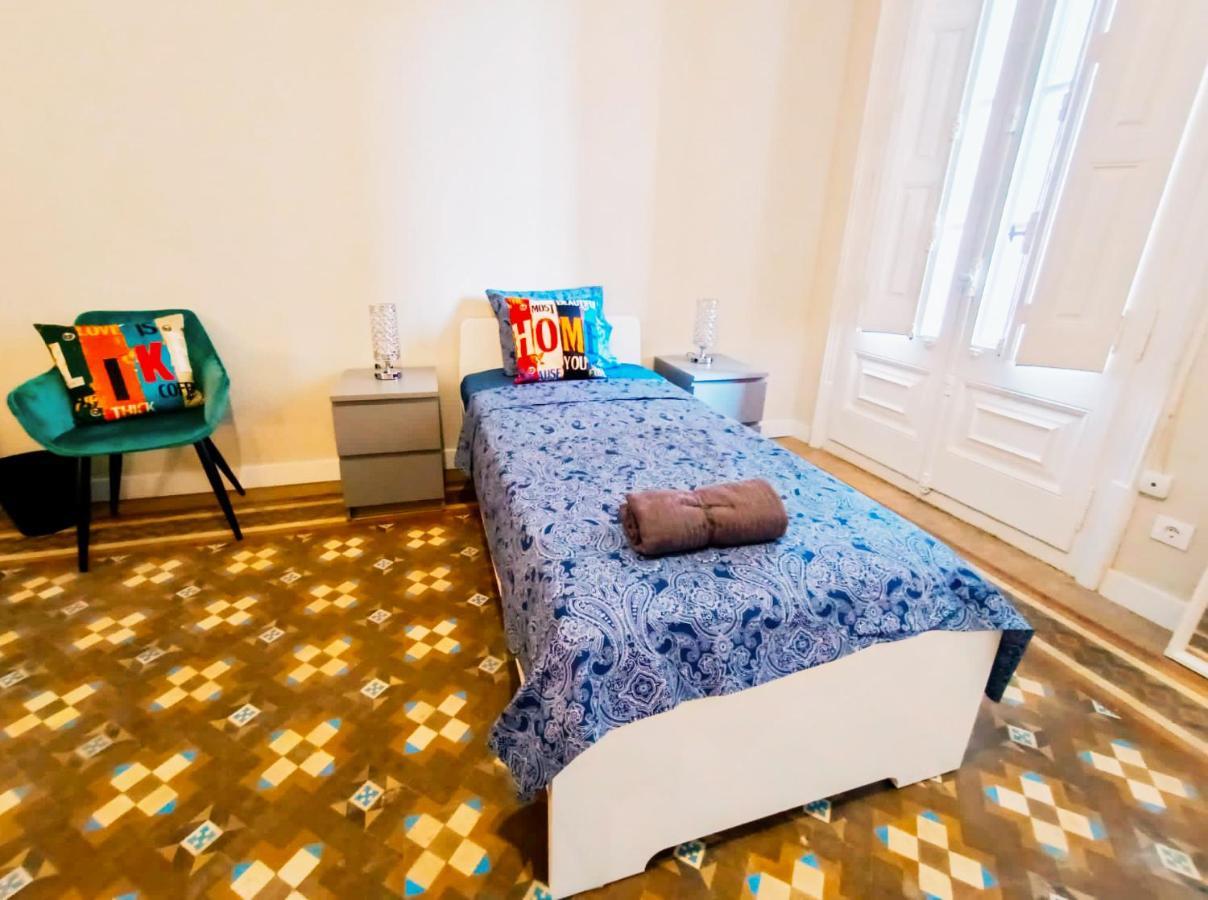 By Plaza Catalunya Rooms Barselona Dış mekan fotoğraf